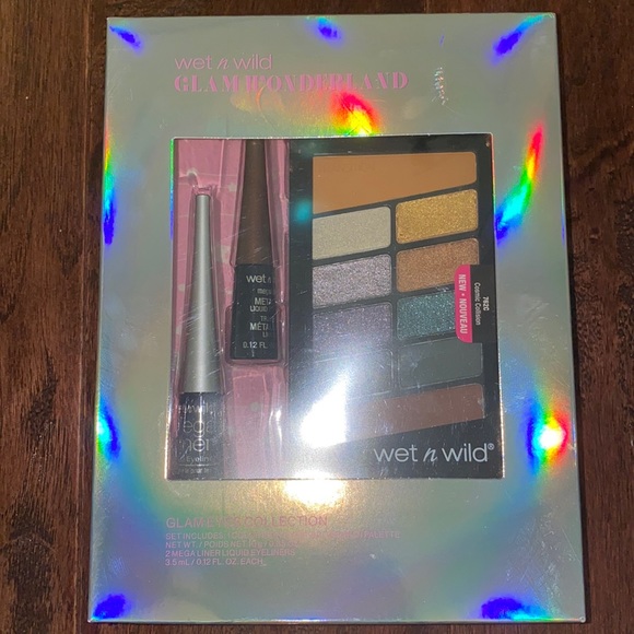 Wet n Wild Glam Wonderland kit - Picture 1 of 3